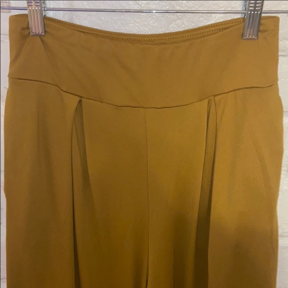 Pants - Picture 4 of 5